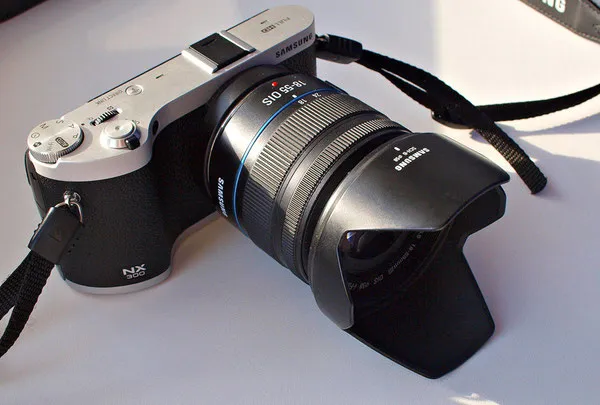 Технические характеристики и комплект поставки Samsung NX2000 — фото 1
