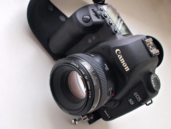 Canon EF 50/1.2 L USM — фото 1